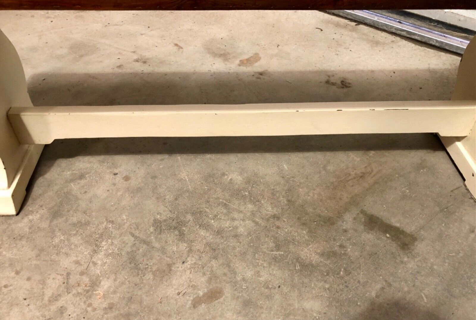 000745....Classic Vintage Bench With Painted Base ( sold )