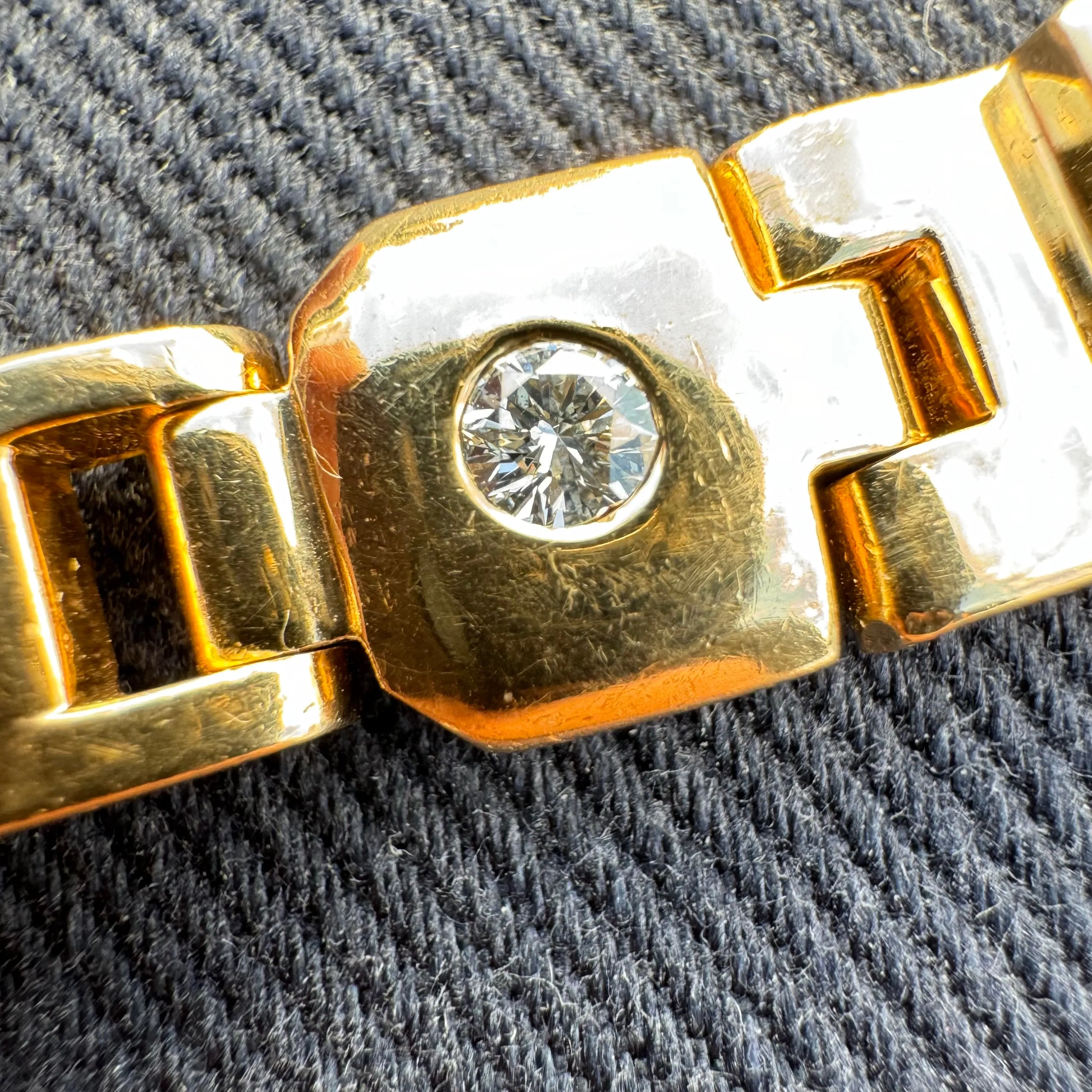 1980’s Solid 14k Yellow Gold 1.0ctw Natural Diamond Black Onyx Heavyweight Bracelet (7.5”)