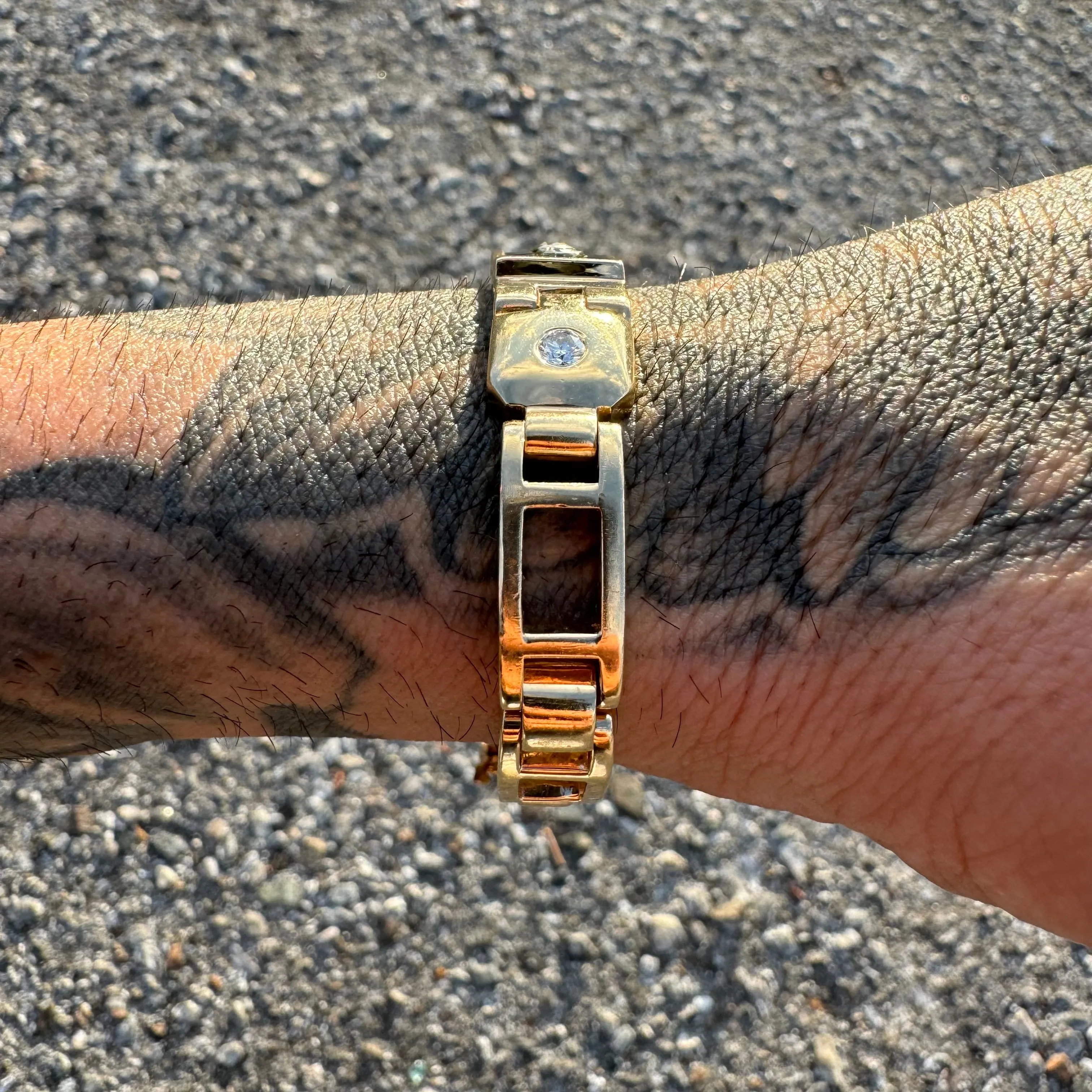 1980’s Solid 14k Yellow Gold 1.0ctw Natural Diamond Black Onyx Heavyweight Bracelet (7.5”)