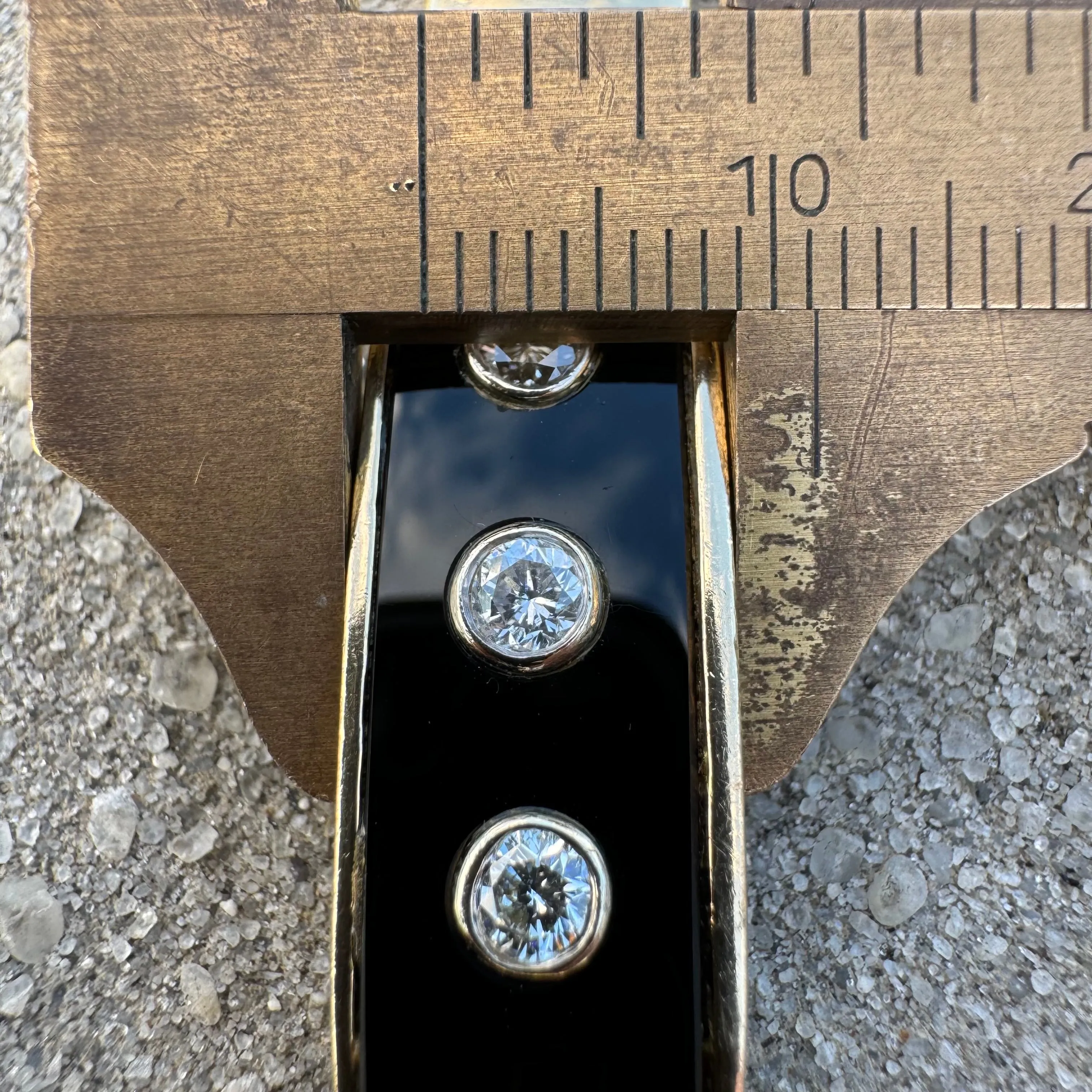 1980’s Solid 14k Yellow Gold 1.0ctw Natural Diamond Black Onyx Heavyweight Bracelet (7.5”)