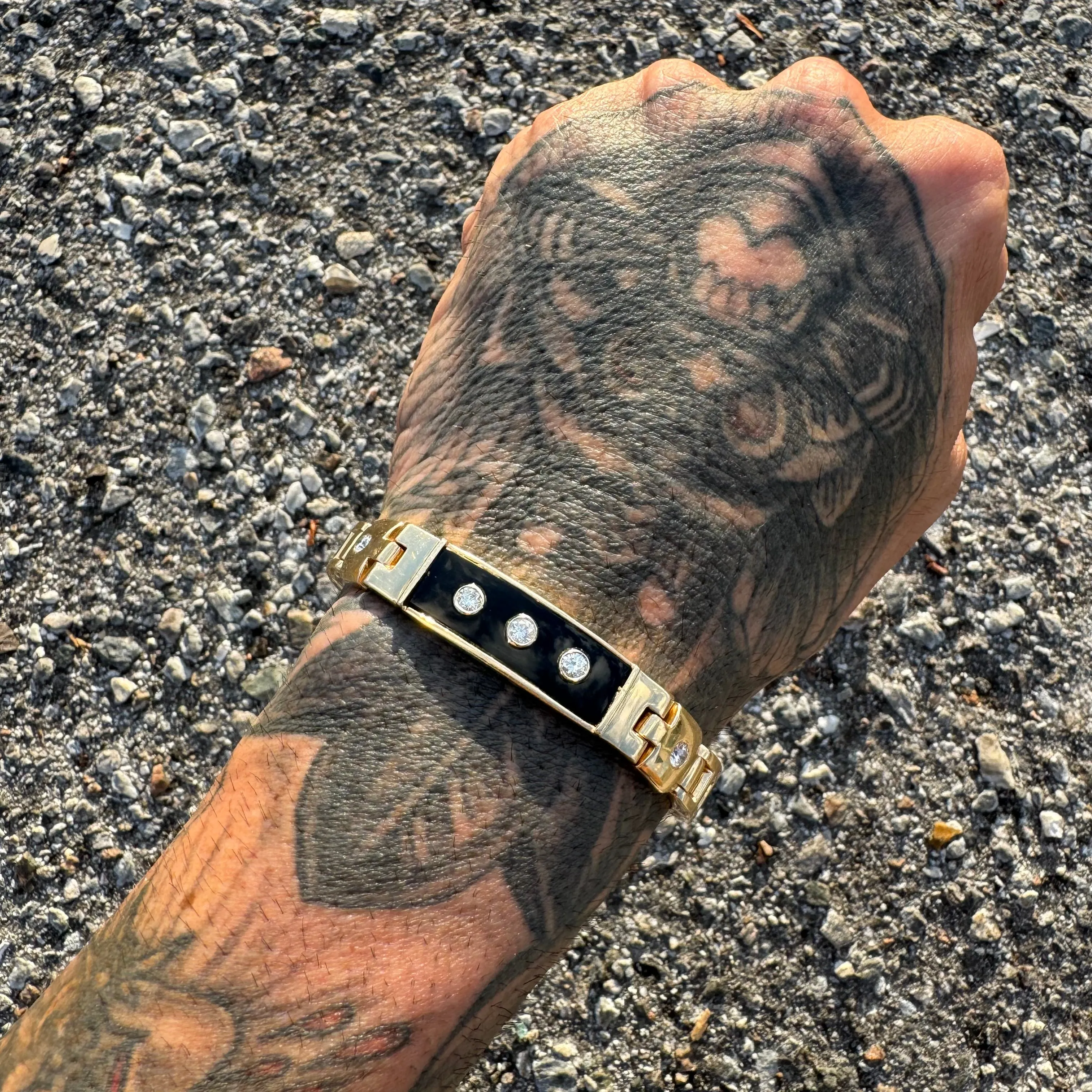 1980’s Solid 14k Yellow Gold 1.0ctw Natural Diamond Black Onyx Heavyweight Bracelet (7.5”)