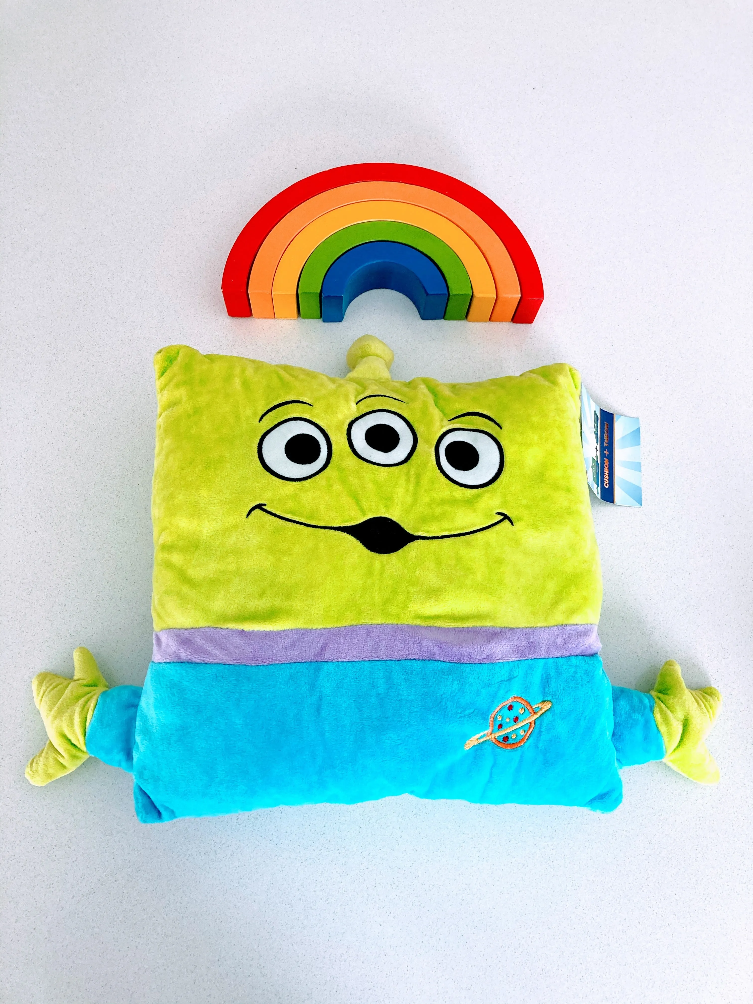 Alien cushion and blanket set