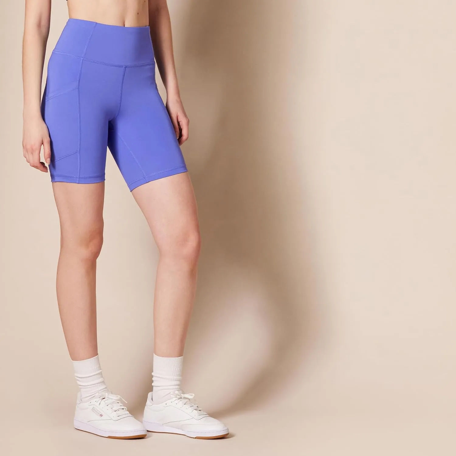 Amazon Essentials Women's Active Sculpt Moisture-Wicking High Waist Biker Shorts with Pockets