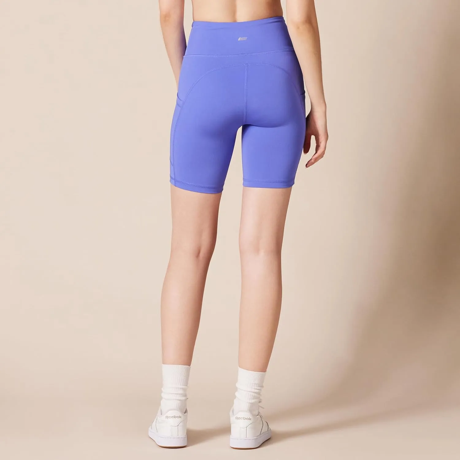 Amazon Essentials Women's Active Sculpt Moisture-Wicking High Waist Biker Shorts with Pockets