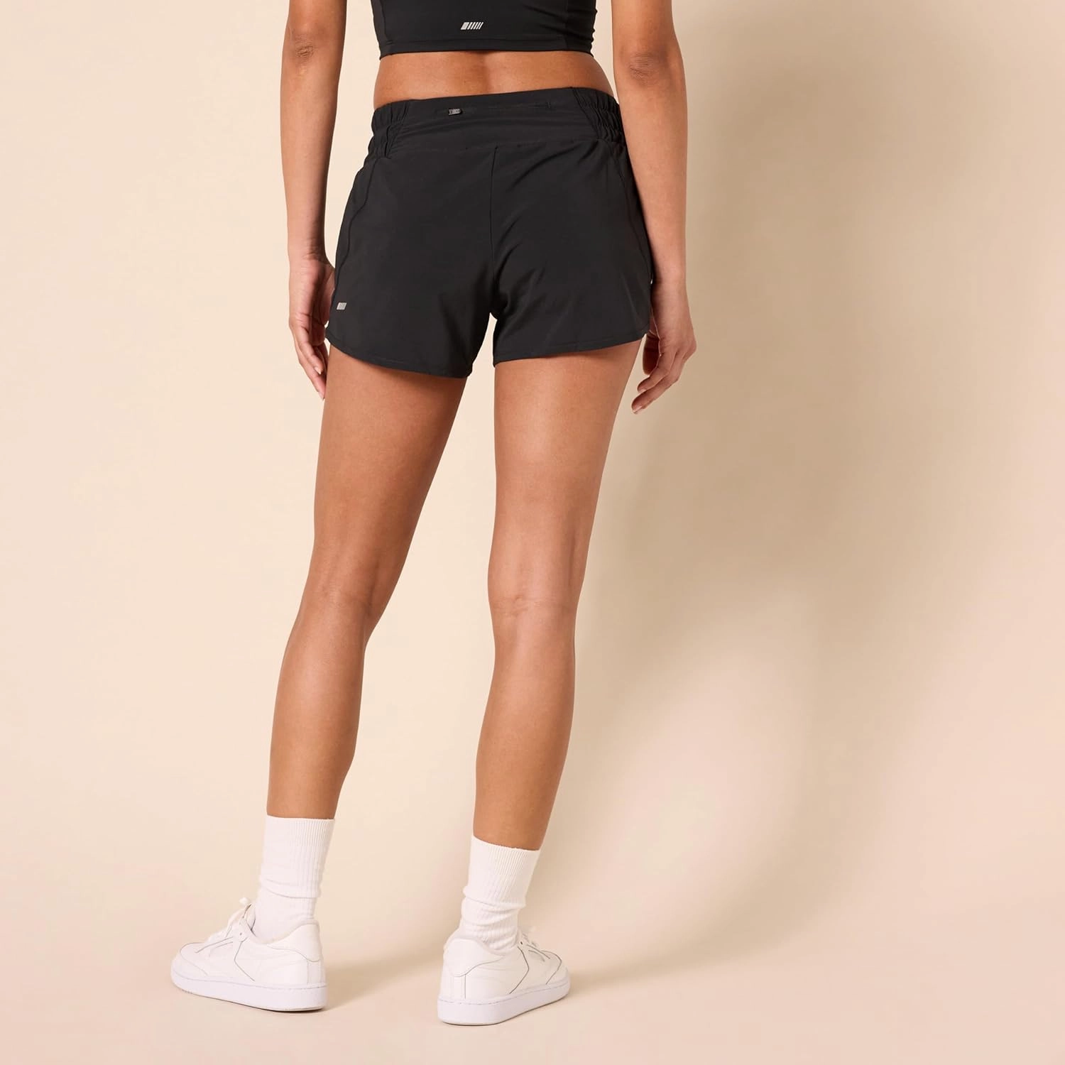 Amazon Essentials Women's Regular-Fit Athletic Ruched Waistband Woven Running Short