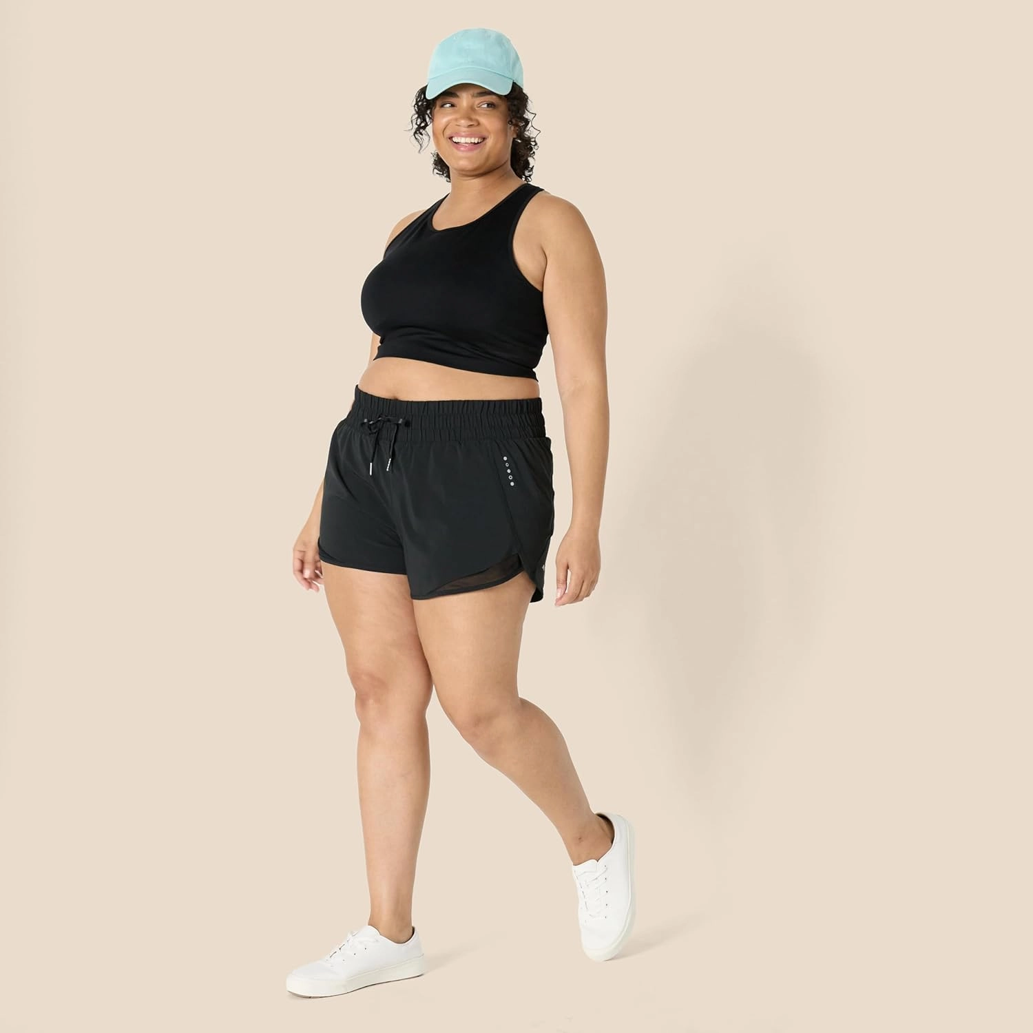 Amazon Essentials Women's Regular-Fit Athletic Ruched Waistband Woven Running Short