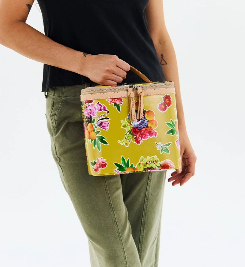 Barb Slim Train Case