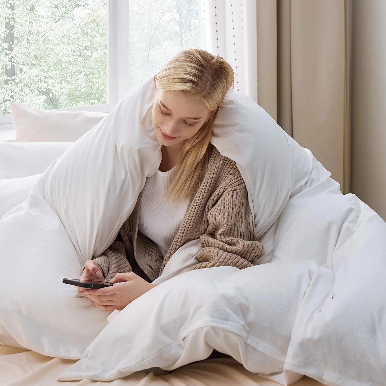 Bedsure White Duvet Cover King Size - 3 Pieces Prewashed Extra Soft Bedding Set, Includes 1 Duvet Cover 104x90 Inches with Zipper Closure & 2 Pillow Shams, Comforter Not Included