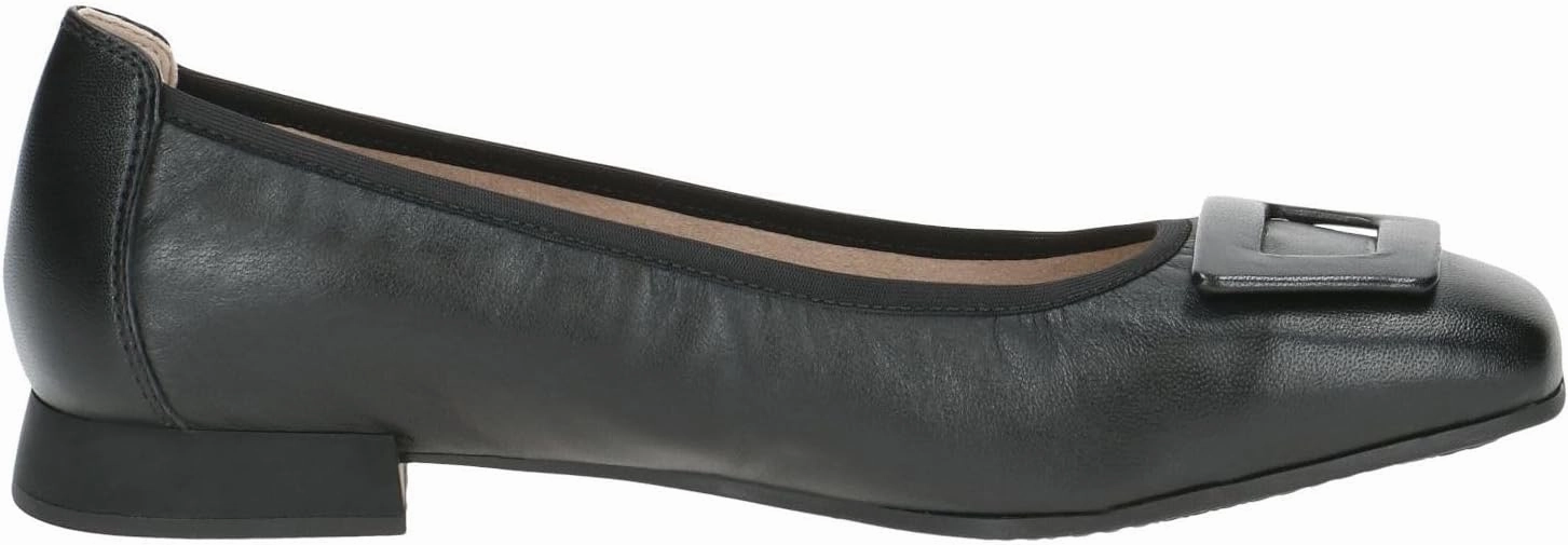 CAPRICE Women's Closed Ballerina
