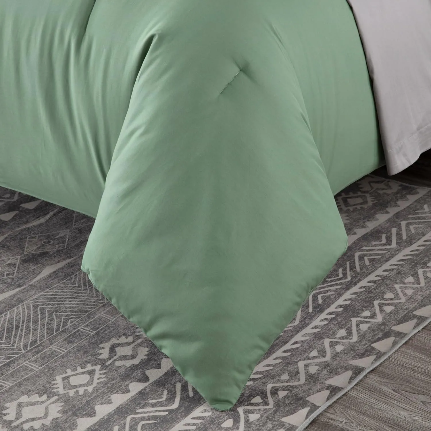 Chezmoi Collection Solid Sage Green Cotton Comforter Set King Size, 3-Piece Luxury Soft Breathable Smooth Cooling 250TC Cotton Twill Lightweight Bedding Comforter for All Season