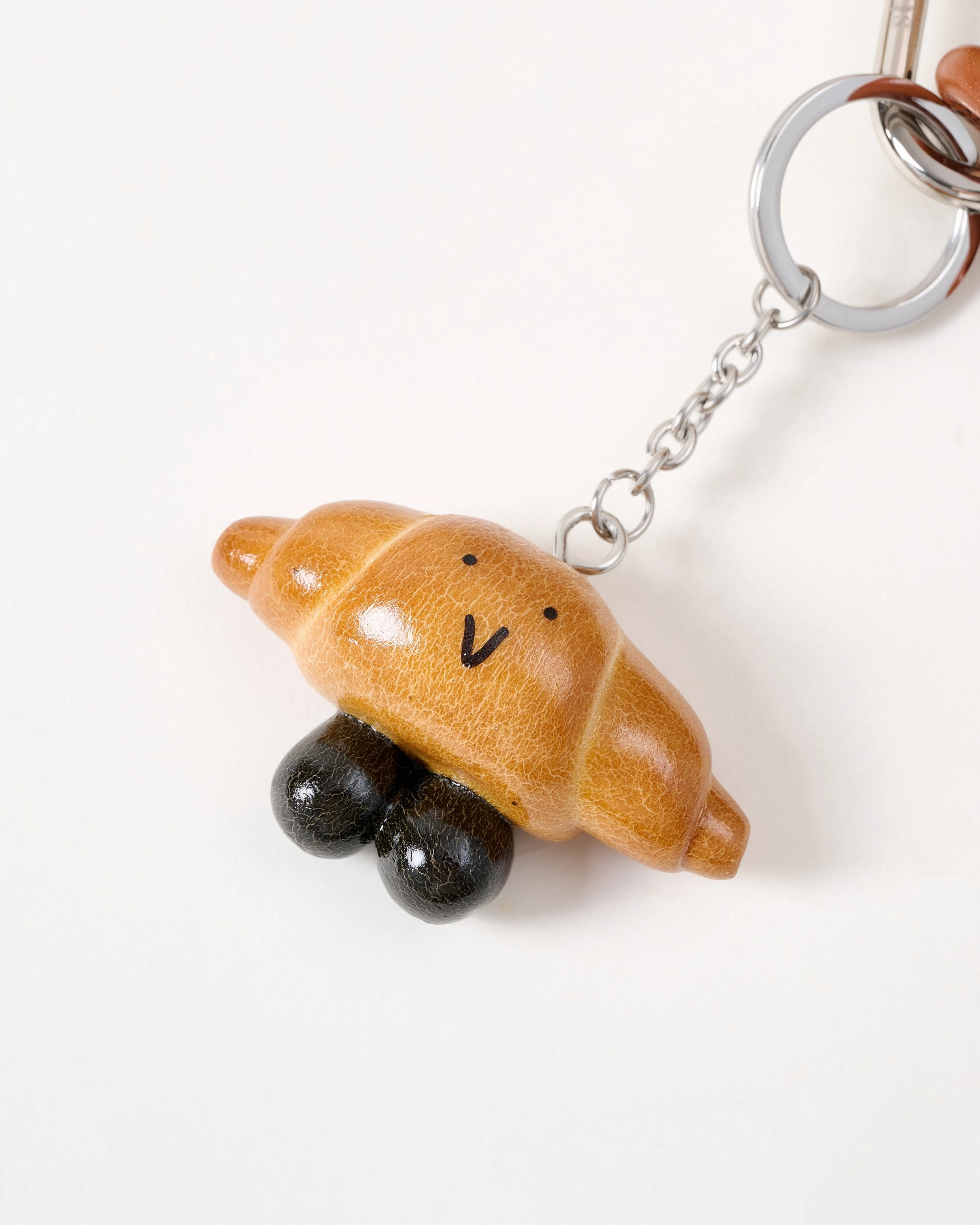 Chi on Cloud 9 Charm - Cool Stack