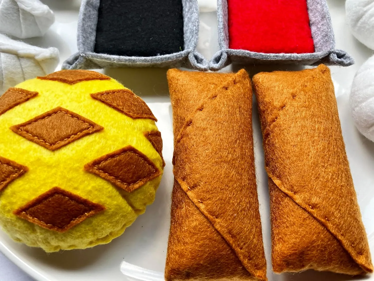 Chinese Dim Sum Set with Bolo Bao (Small Set) / Handmade Felt Play Food for Toddlers & Kids Kitchen/Pretend Play/Montessori Educational Kitchen Toy/Felt Dim Sum Set Toy for Toddlers and Kids