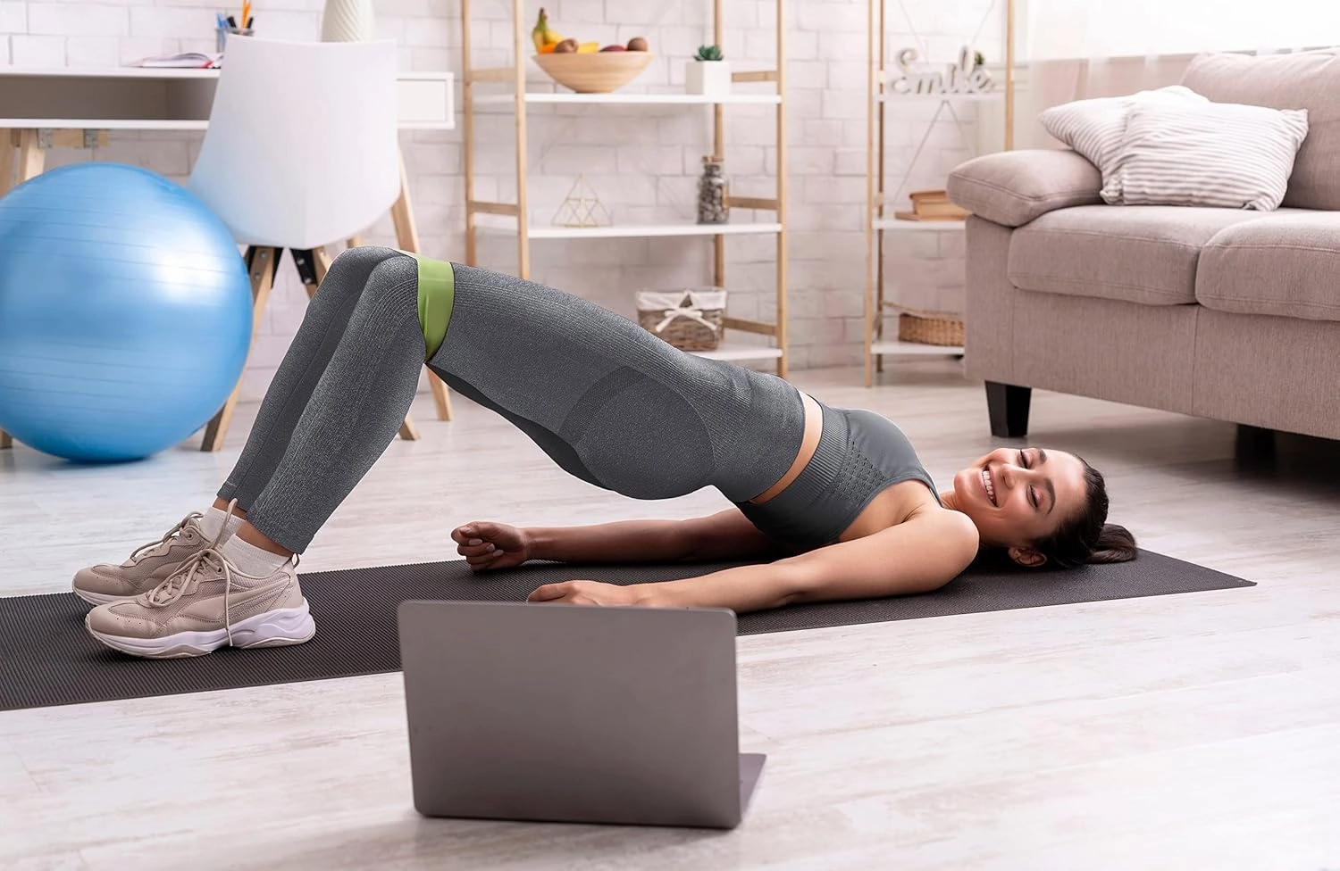 CHRLEISURE 3 Piece Workout Leggings Sets for Women, Gym Scrunch Butt Butt Lifting Seamless Leggings