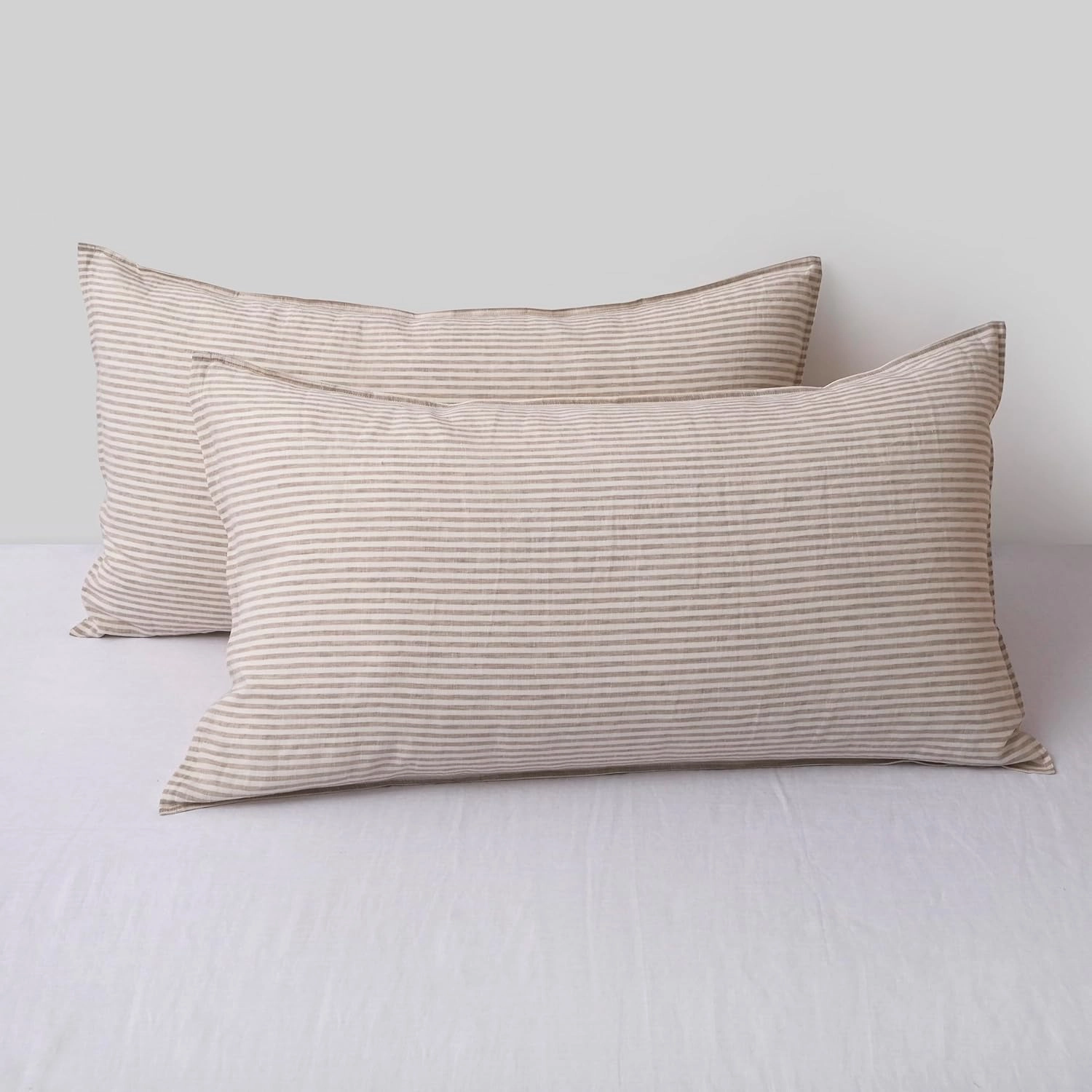 CHUFFED Linen Pillowcases 2 Pack 100% Linen Standard Pillow Cases, Breathable and Cooling Washed Pillowshams with Zipper Closure, 20x30 Inches,Dyed Stripe