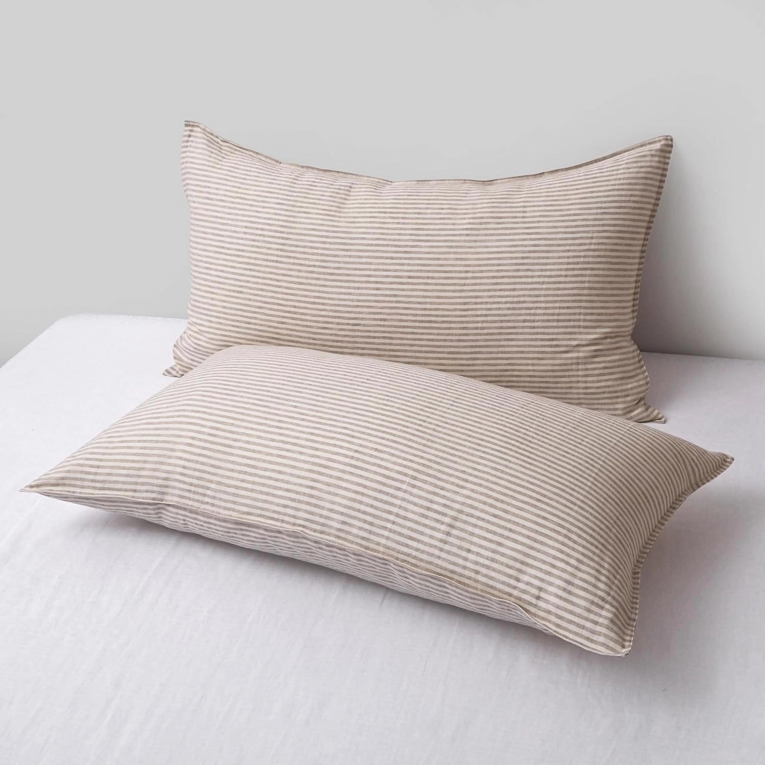 CHUFFED Linen Pillowcases 2 Pack 100% Linen Standard Pillow Cases, Breathable and Cooling Washed Pillowshams with Zipper Closure, 20x30 Inches,Dyed Stripe