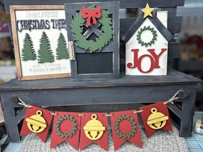 Classic Christmas Bench Accessories