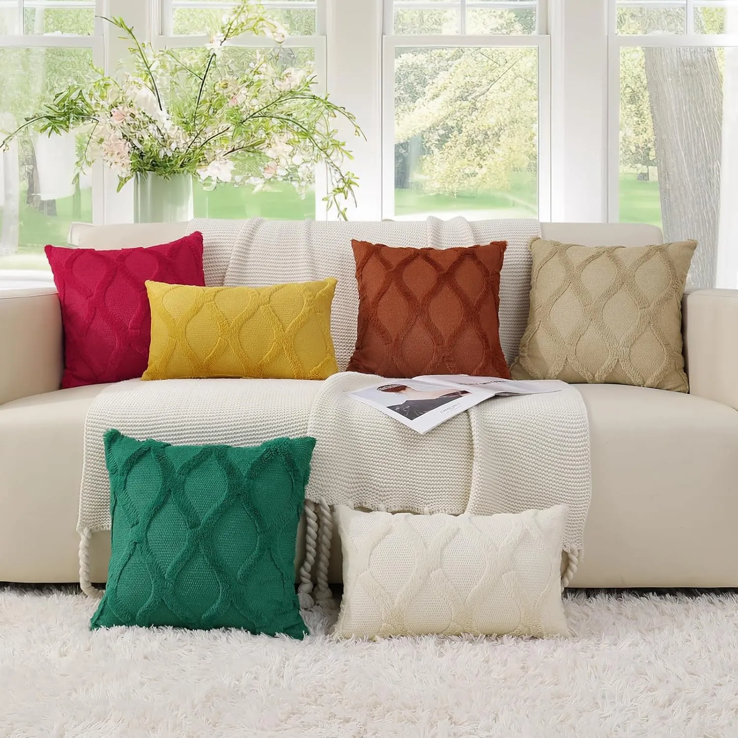 decorUhome Throw Pillow Covers 20x20 Inch Set of 2, Soft Plush Faux Fur Wool Black Couch Pillow Covers, Decorative Neutral Pillow Cases for Bed Sofa Living Room Home Decor