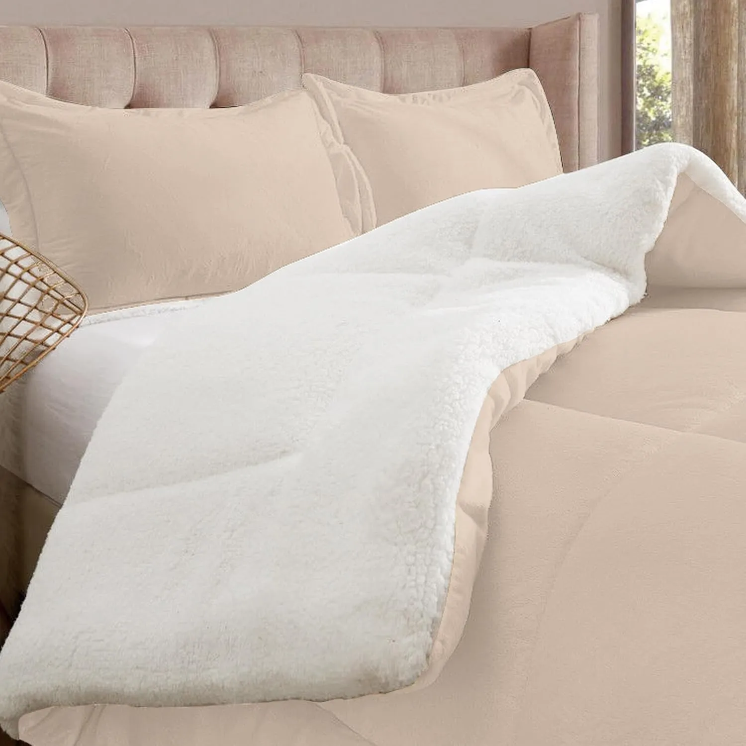 Elegant Comfort Super Soft Sherpa Comforter 2-Piece Set Premium Quality, Heavy Weight Reversible Down Alternative Micro-Suede, Sherpa Comforter, Twin XL, Taupe