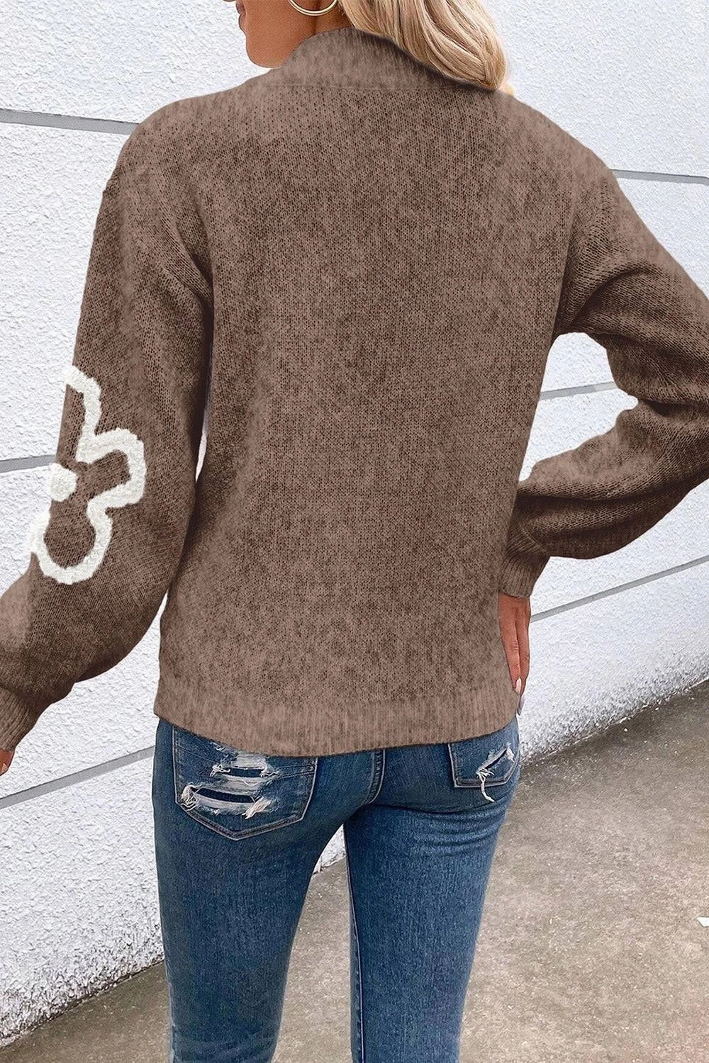 Floral Pattern V-Neck White Fluffy Women's Sweater - Chic & Trendy
