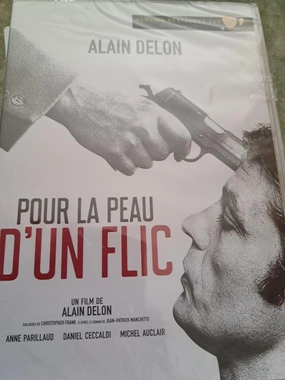 For a Cop's Hide (1981) ( Pour la peau d'un flic ) ( Whirlpool ) [ NON-USA FORMAT, PAL, Reg.2 Import - France ]