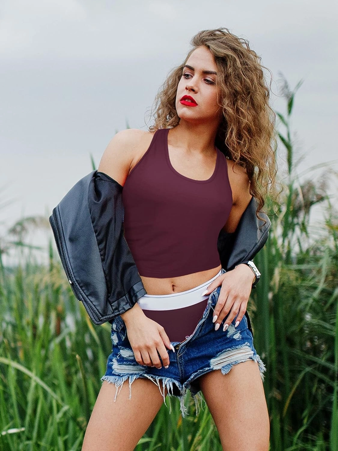 Geyoga 4 Pieces Basic Workout Crop Tank Tops Sleeveless Racerback Sport Tank Top for Women Yoga Running
