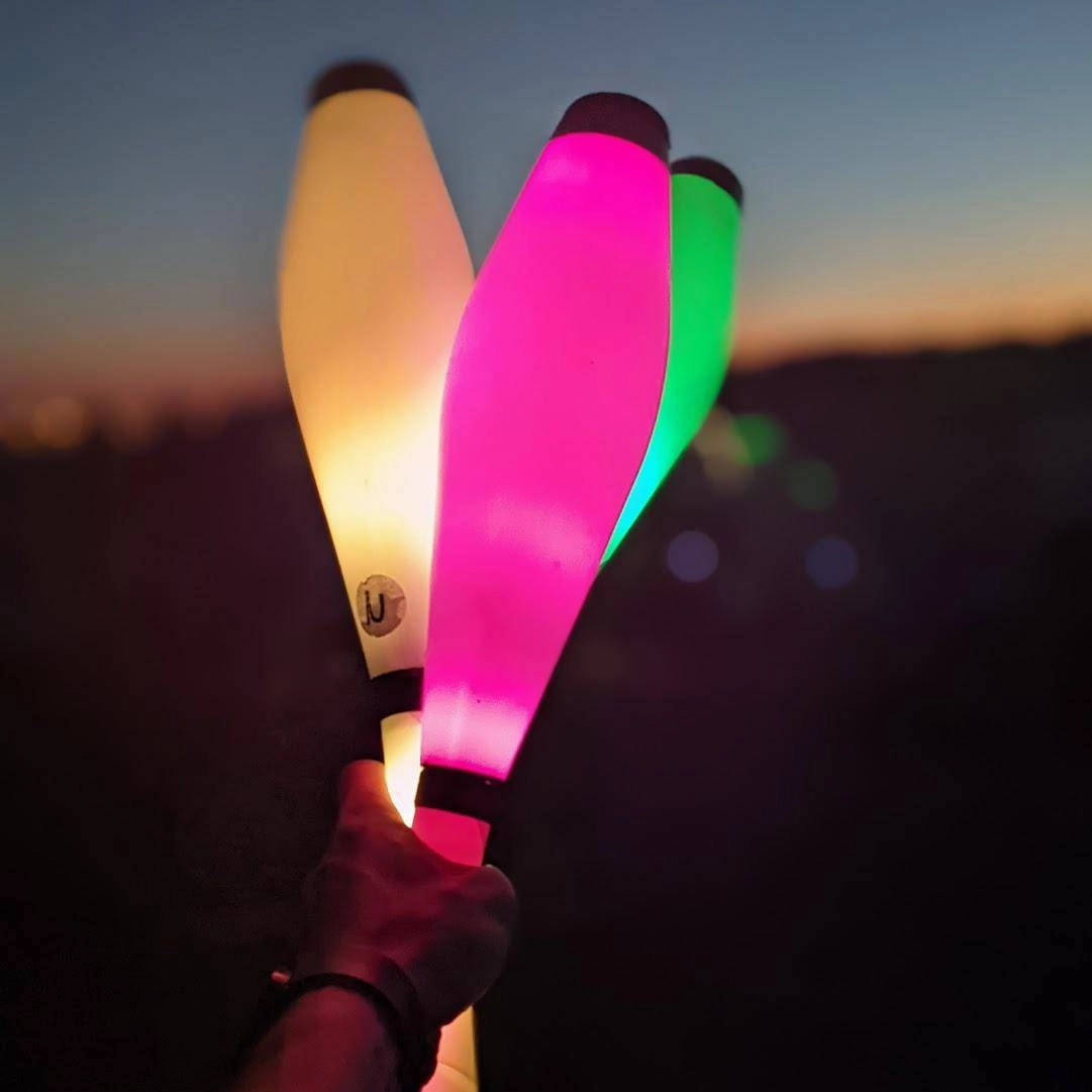 Kosmos Nebula 2.0 - LED juggling club