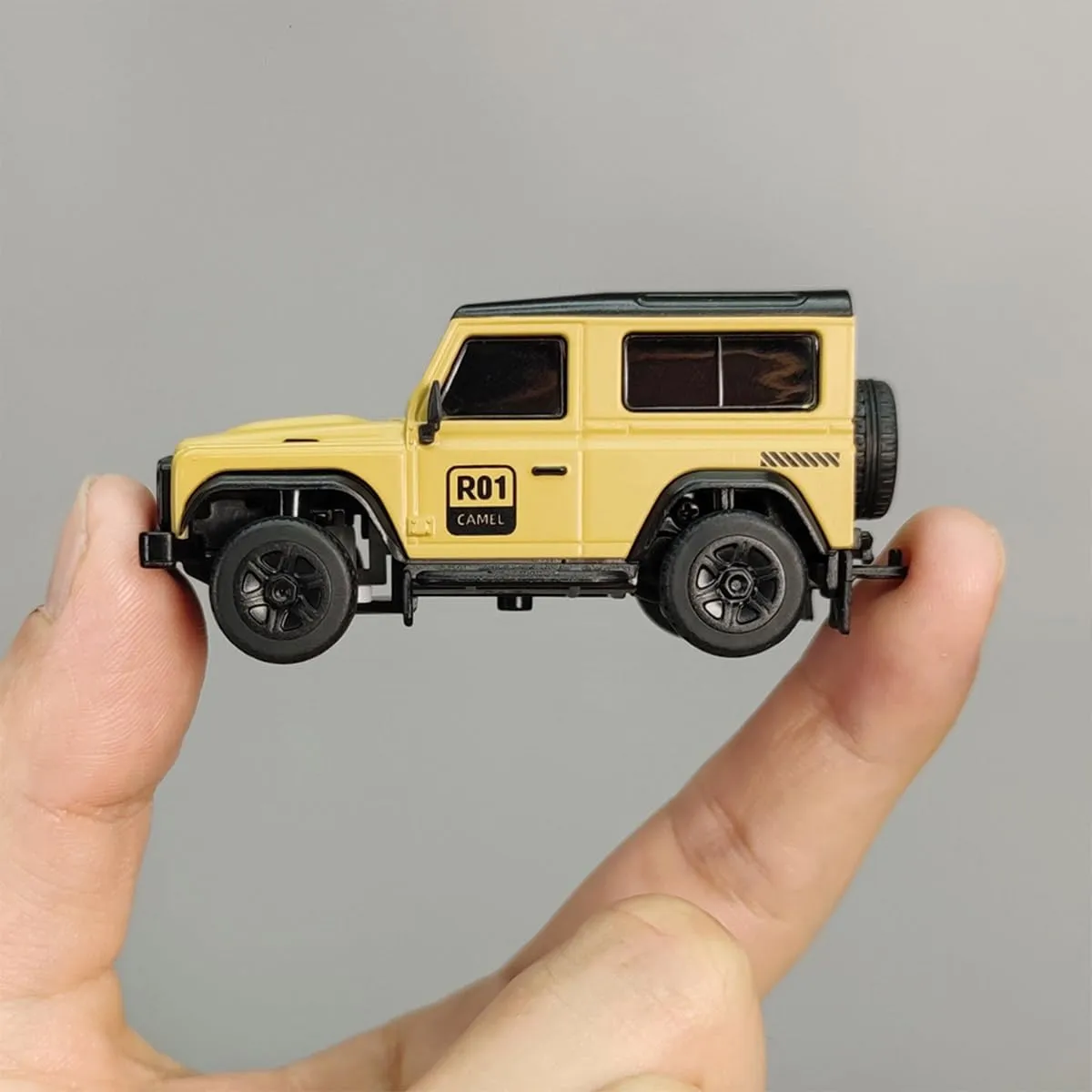 LDARC R01 1/64 RC Mini Climbing Car, Electric Mini Climbing Vehicle Model with Interactive Light Set (RTR Version)