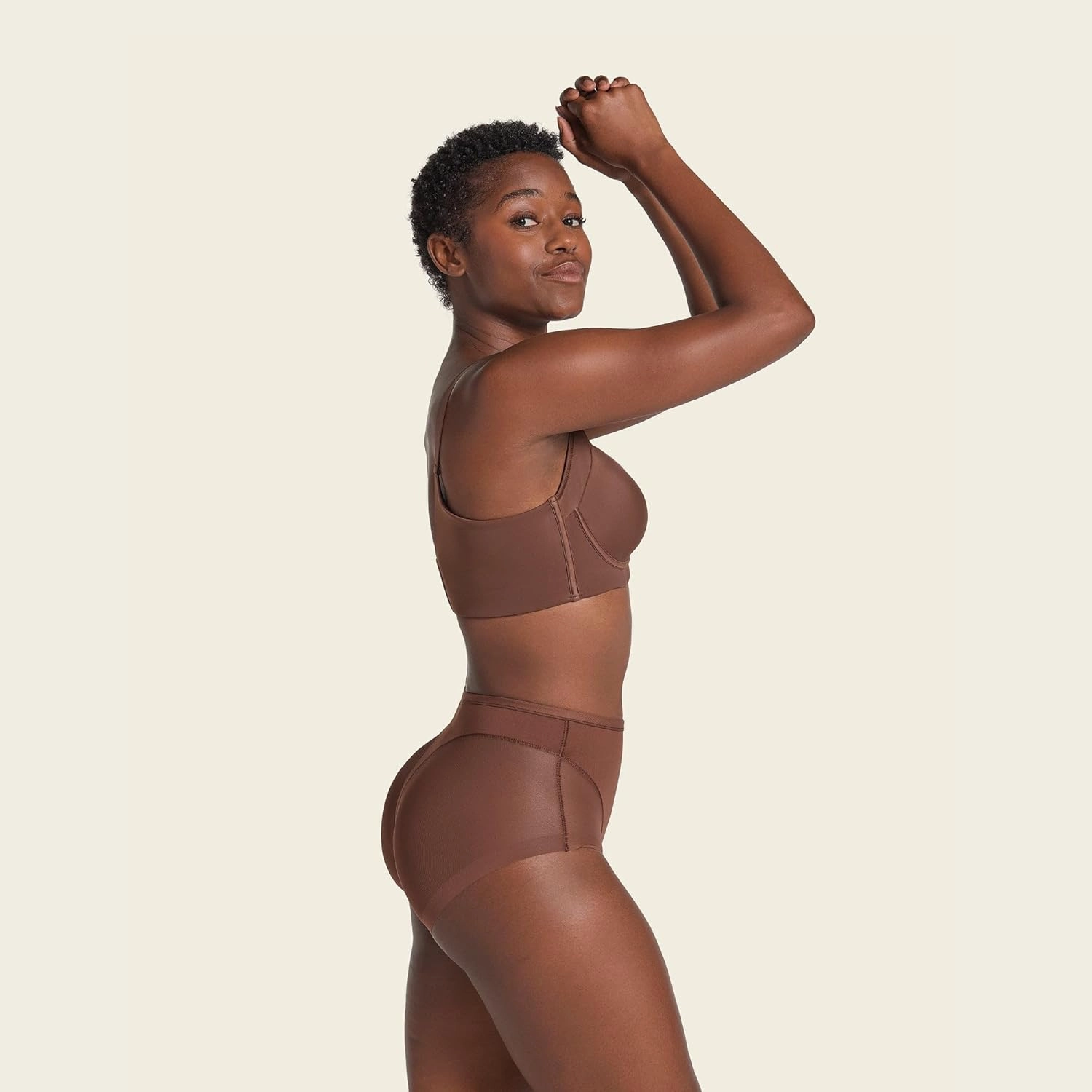 Leonisa Back Smoothing Bras for Women, Full Coverage Underwire Bra, Adjustable Hook & Eye Closure