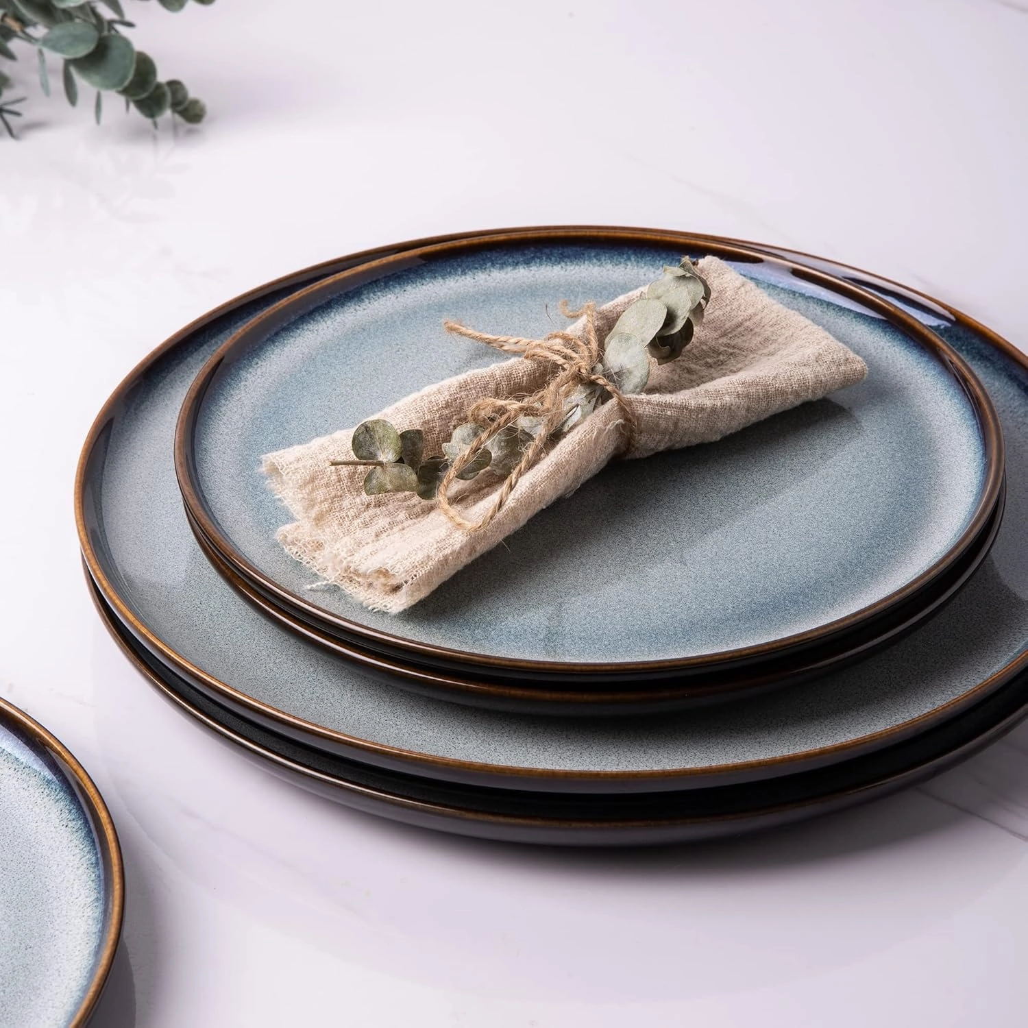 LERATIO Ceramic Dinner Plates Set of 6, 10.5 Inch Reactive Glaze Porcelain Plates, Modern Shape Dinnerware Dishes Set for Kitchen,Microwave&Dishwasher&Oven Safe, Scratch Resistant-Gray Blue