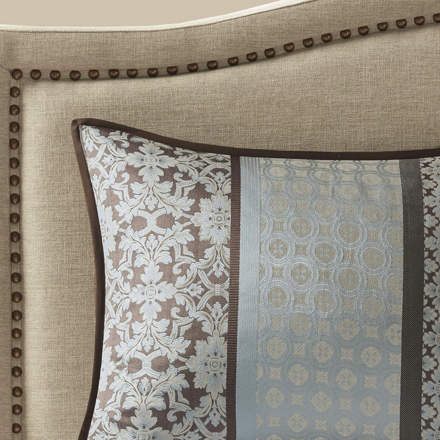 Madison Park Princeton Cozy Comforter Set - Luxurious Jaquard Traditional Damask Design, All Season Down Alternative Bedding with Matching Shams, Decorative Pillow, Cal King(104"x92"), Blue 7 Piece