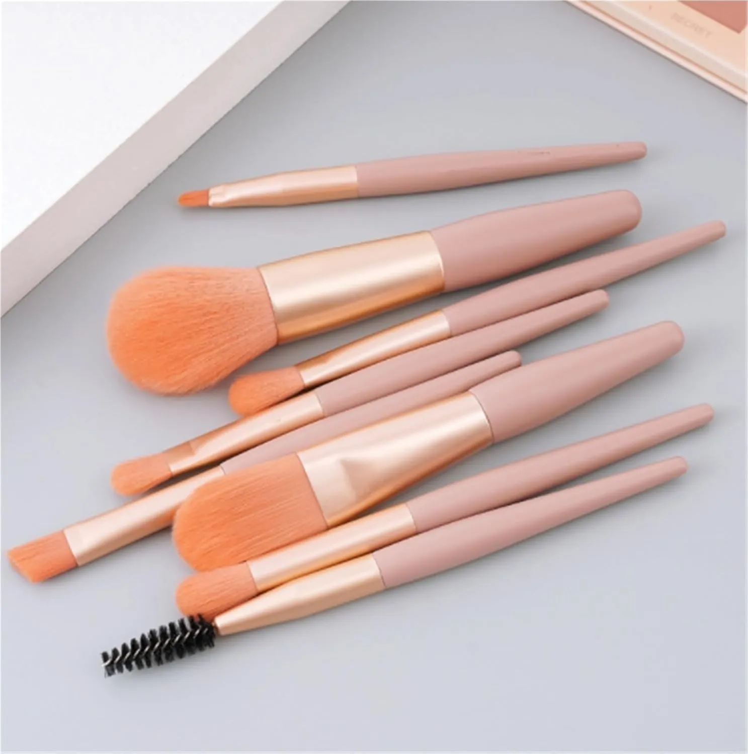 Make Up Brushes Set Makeup Brush Set 8 Pieces for Eye Shadow Foundation Blush Suitable for Travel Makeup Tools Set(Green)
