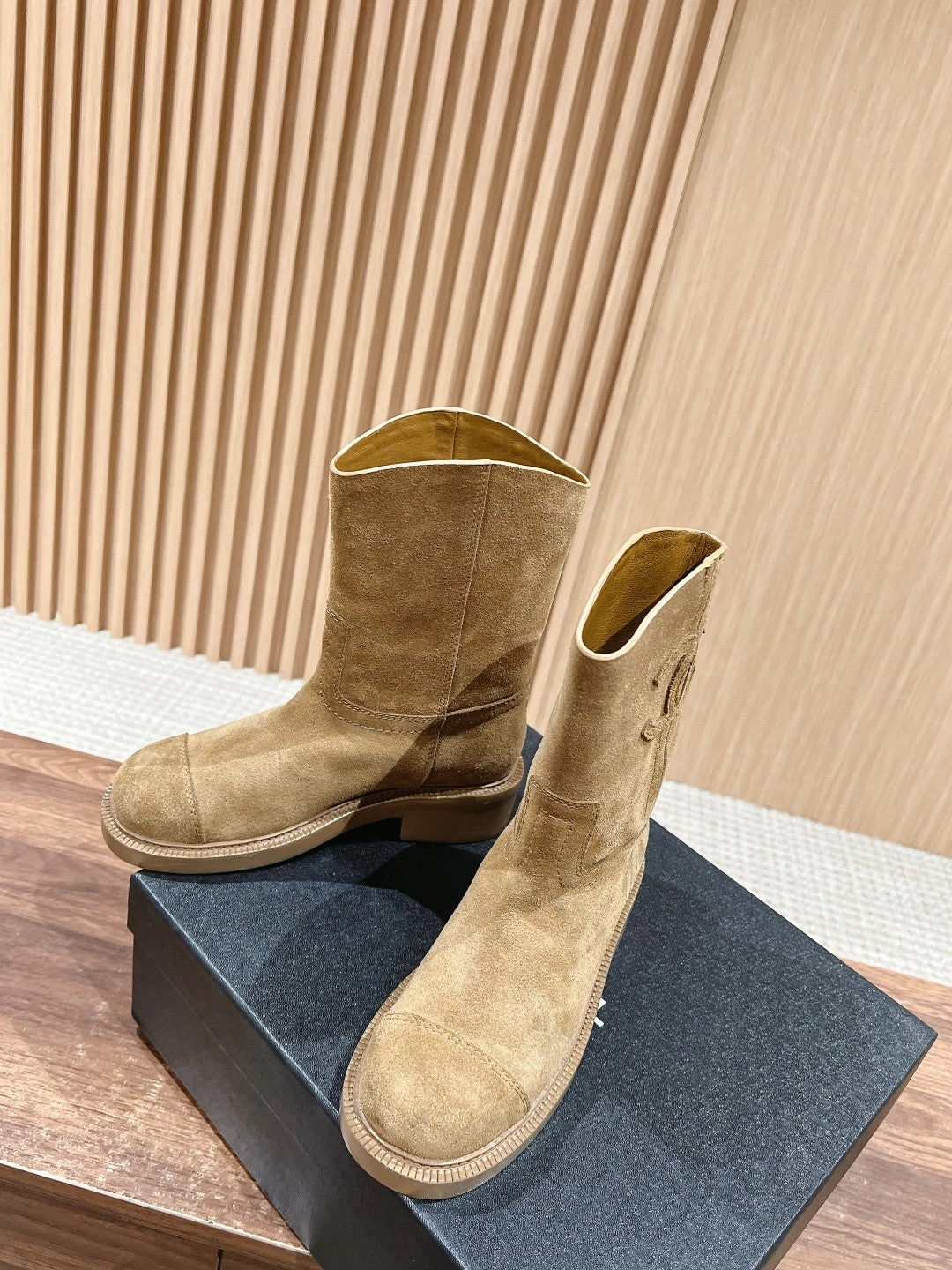 New autumn and winter knight boots