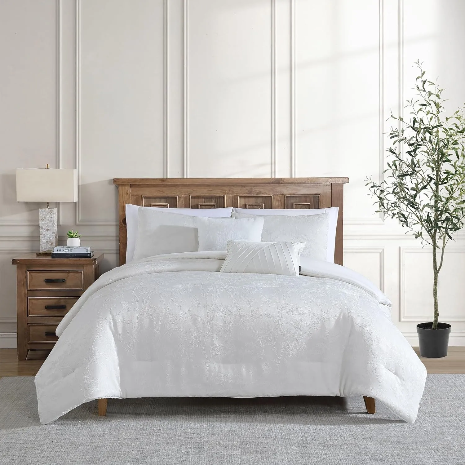 TAHARI Home - Queen Size Comforter, 5-Piece Jacquard Bedding Set with Matching Shams & Decorative Pillows (Nikka Collection, Coconut Milk)