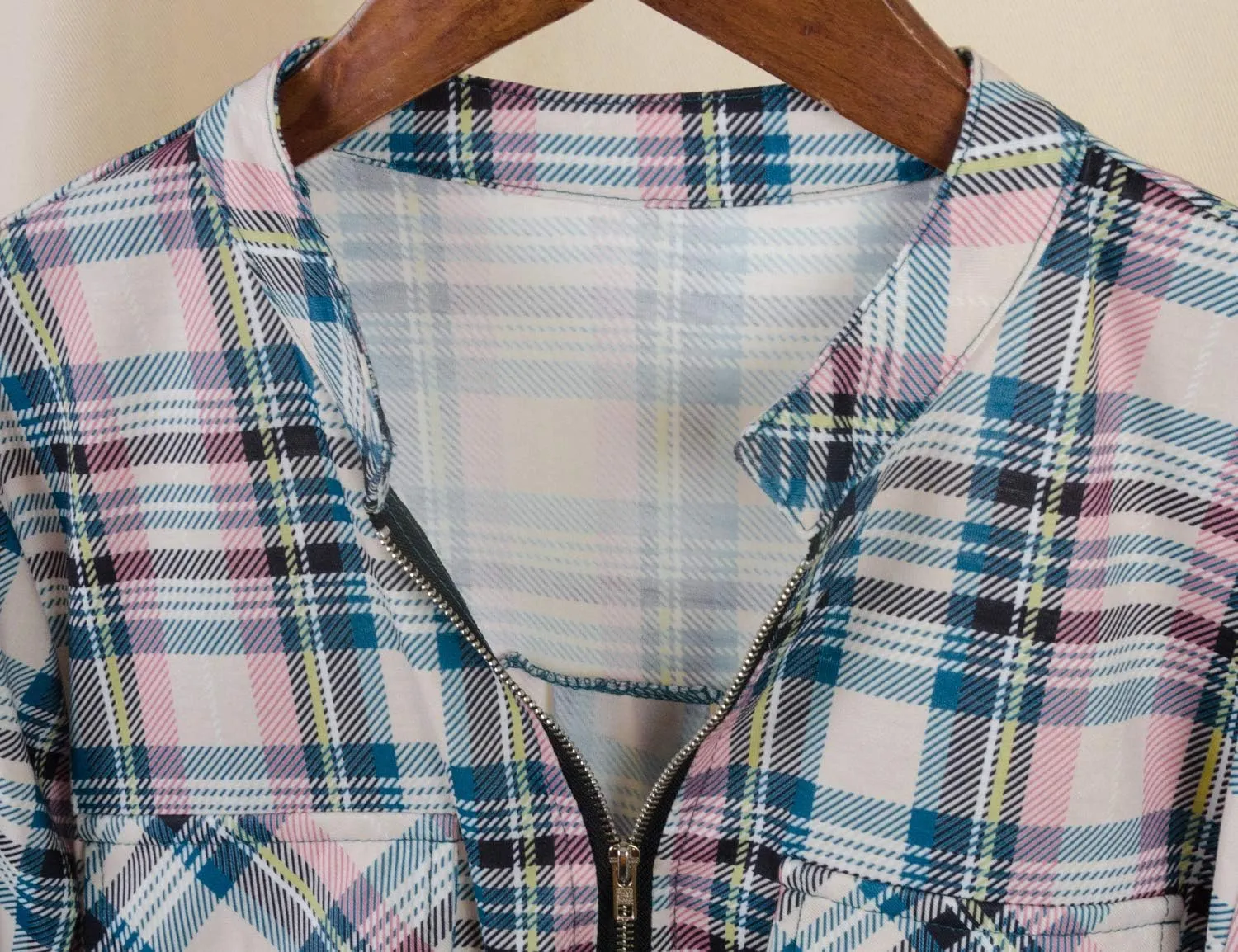 Tanst Sky Womens Casual Long Sleeve Zipped V Neck Plaid Tunic Blouses