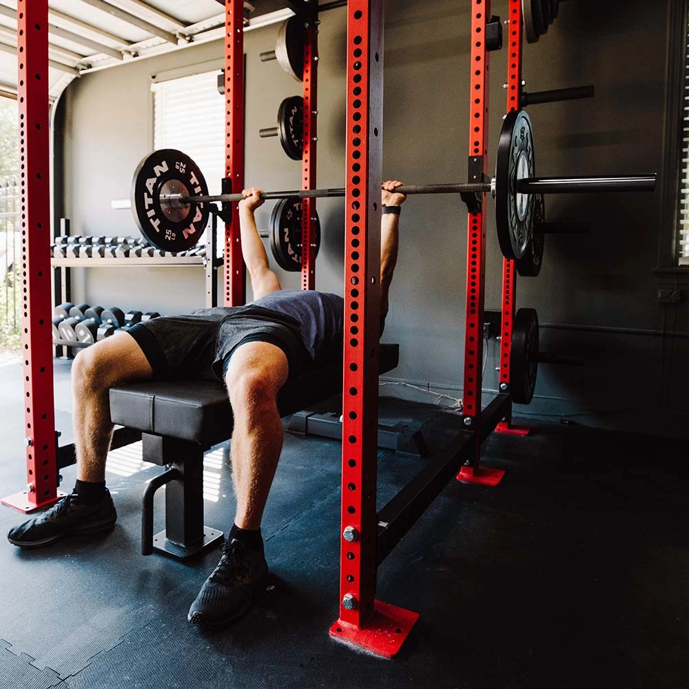 TITAN Series Single Post Flat Bench