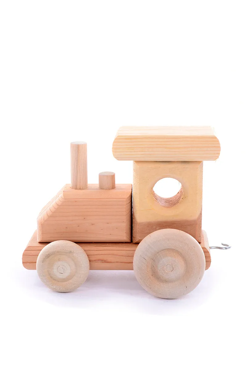 Vintage Classic Natural Wood Train Set w/ 5 Linking Cars