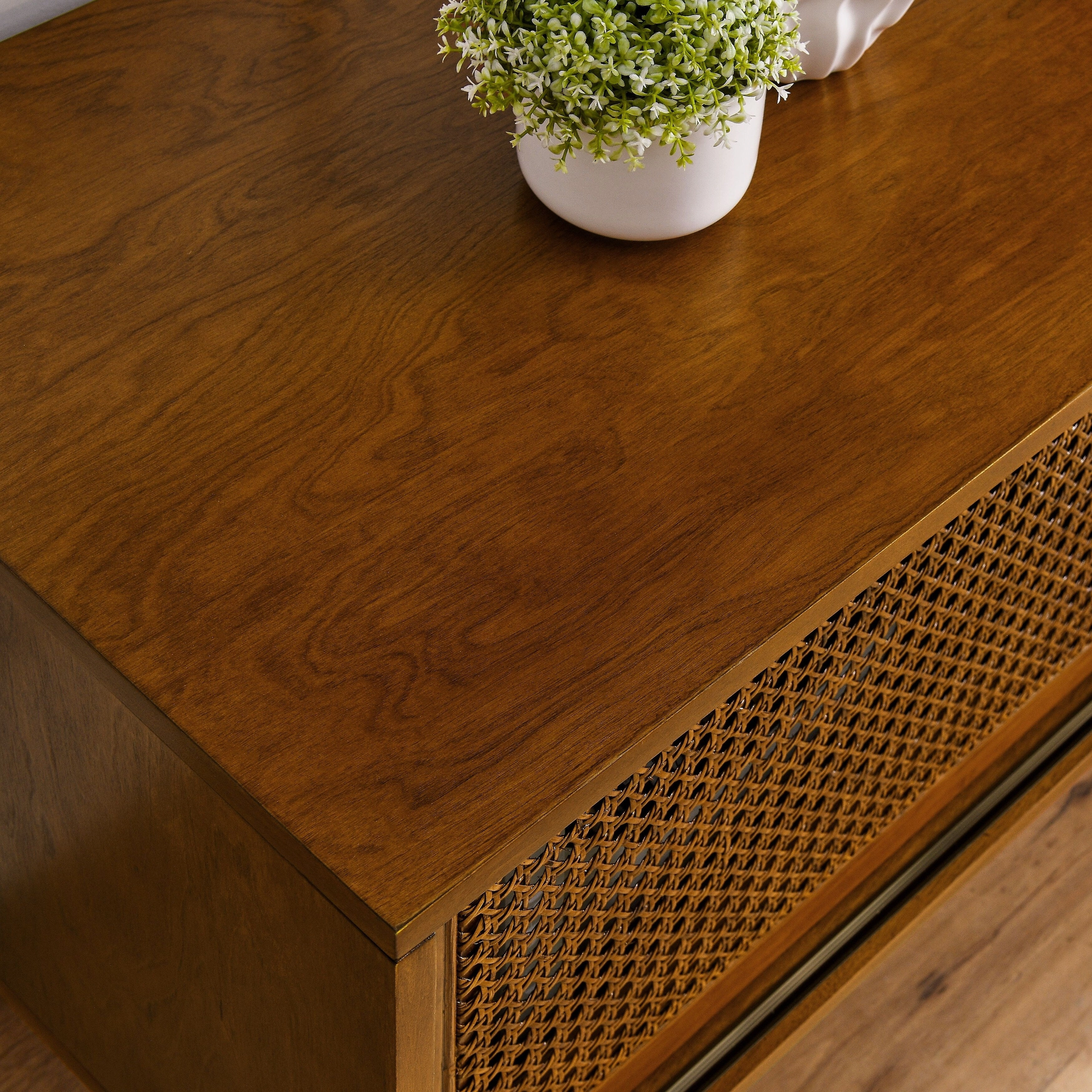 Vintage Rattan TV Cabinet with 2 Storage Cabinets and 4 Wooden Legs for Living Room Bedroom and Office