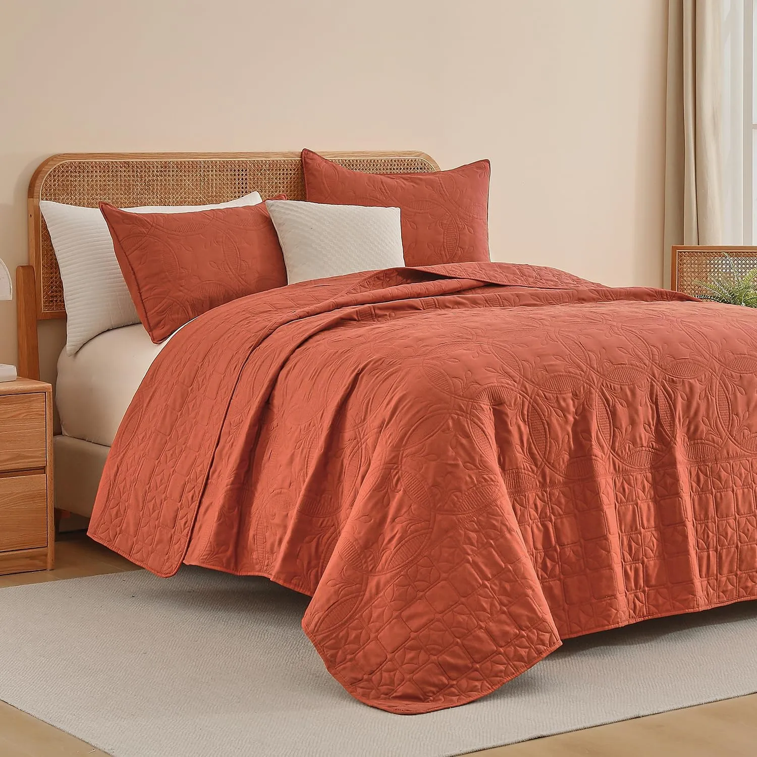 Yogeneg King/Cal King Size Quilt Bedding Set,3Piece Brunt Orange Quilt Set with Pillow Shams,Geometric Coin Pattern Summer Bedspread Coverlet,Lightweight Soft Bed Cover,All Season(Brunt Orange,King)